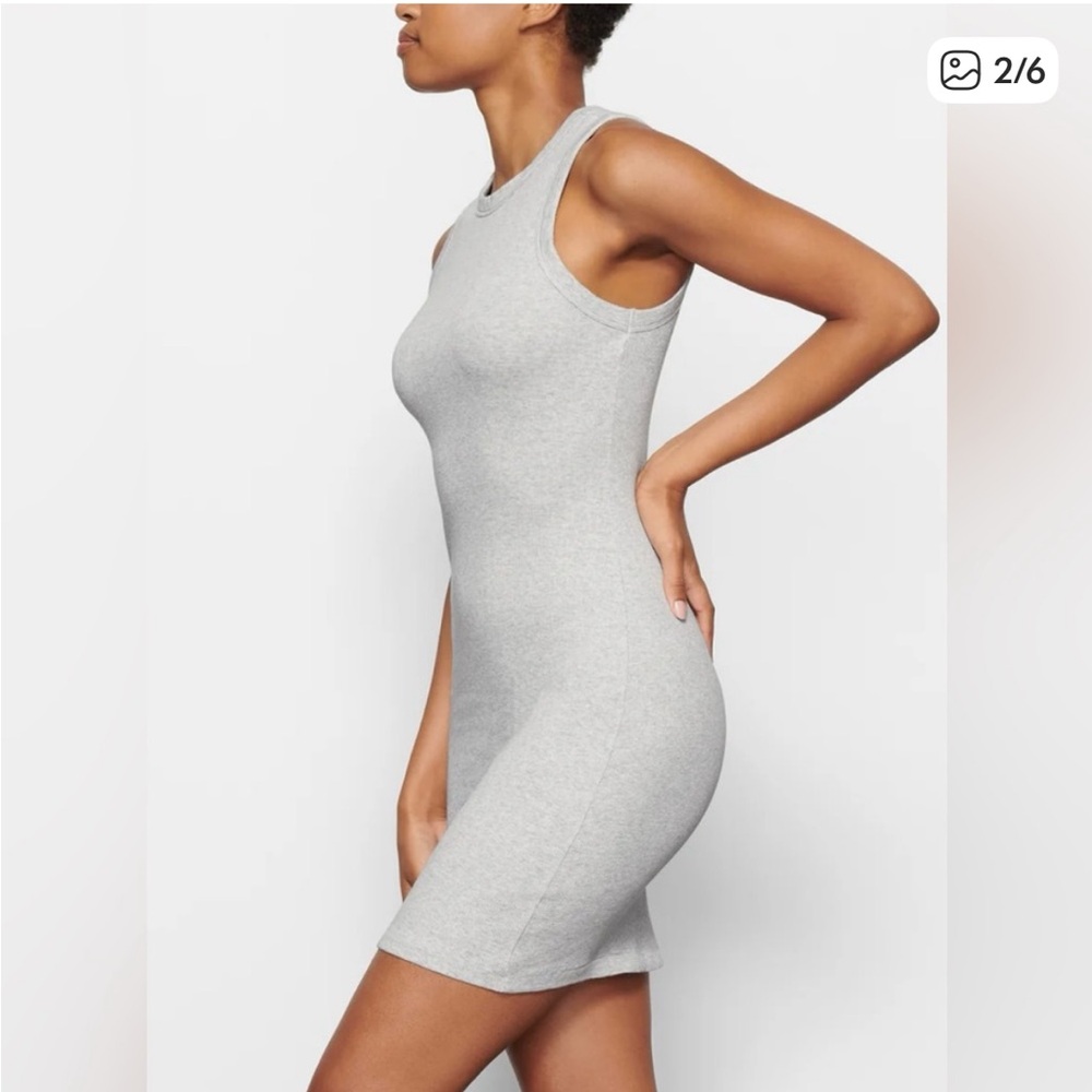 SKIMS Light Gray Ribbed Dress - Picture 2 of 4